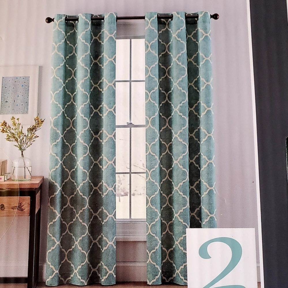 NWOT Kate Aurora Lattice Clover Ultra Luxurious Window Curtains - 40 in. …
